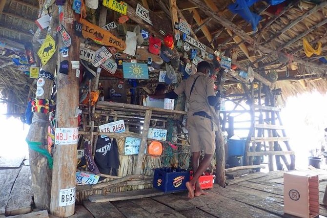 Appleton Estate Rum and Floyd's Pelican Bar Tour - Riding south in a private, air-conditioned vehicle