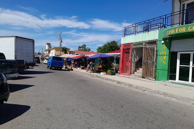Belize City Culture, Nature, Rum tasting, V.i.V. - Baron Bliss Lighthouse and the waterfront story