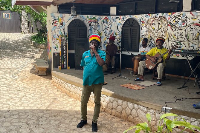 Bob Marley's Nine Mile Mausoleum Tour (Complimentary Rum Punch) - Key points to know before you book
