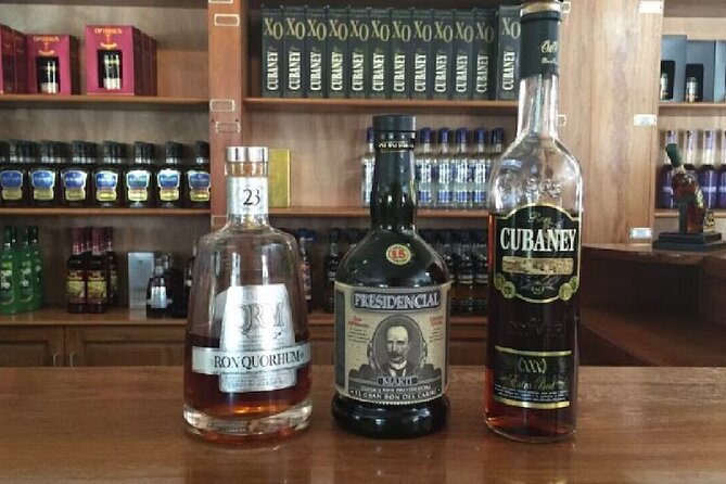 Discover Dominican Treasures: Rum, Cigars, Coffee & Chocolate - Cigars are the strongest reason to book