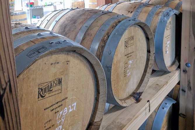 Guided Distillery Tour & Rum Tasting - What happens during the one-hour tour