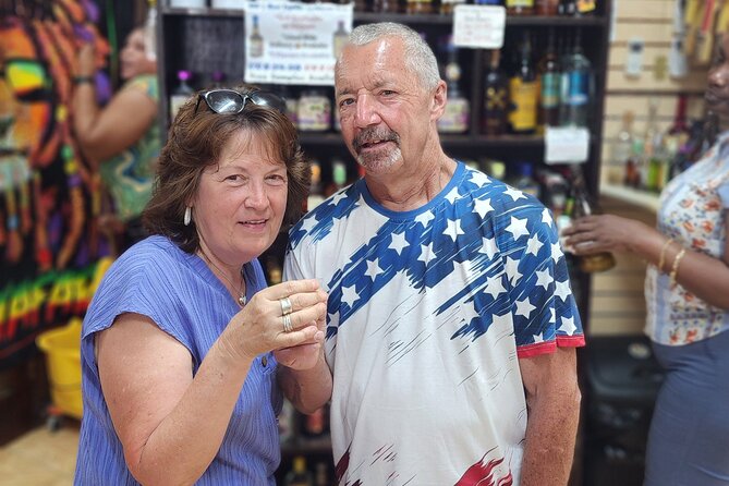 Jamaican Street Food and Rum Tasting Private Tour - Rum tasting and the Green Apple Store stop