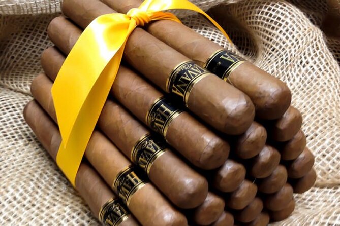 Little Havana Miami: Classic Cars, Cigar Factory, Coffee and more - Havana Collection: shirts, coffee, and Cuban memory
