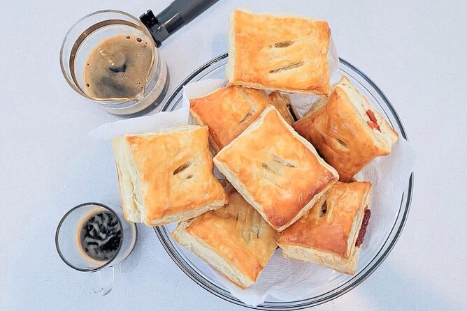Little Havana Miami: Classic Cars, Cigar Factory, Coffee and more - Guava pastry and cafecito at the meeting point