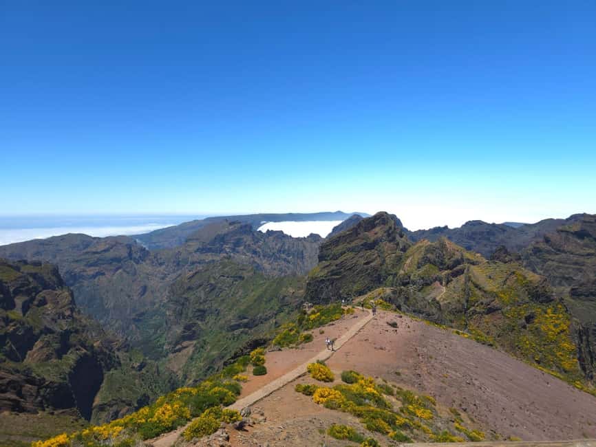 Madeira: East Island Tour with Rum Tasting - Santana gives you time to eat and look around