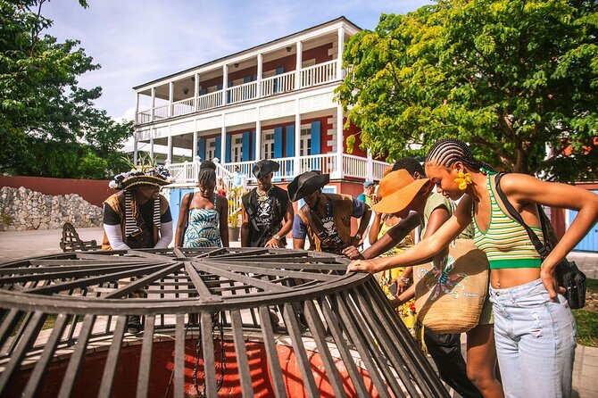 Nassau Bahamas Pirate Rum Tour - The Guides Are a Major Part of the Value