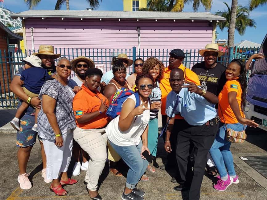 Nassau: Island Highlights Tour with Rum Tasting - John Watling’s Distillery and Bahamian spirits