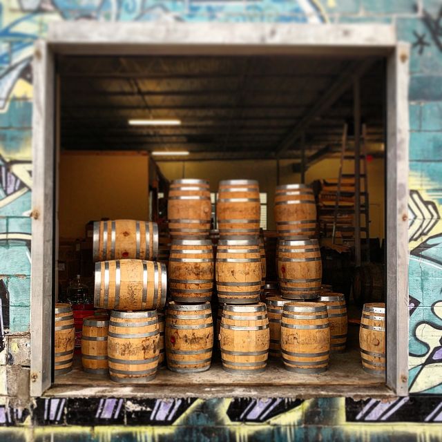New Orleans: Guided Rum Distillery Tour and Tasting - What the small group changes
