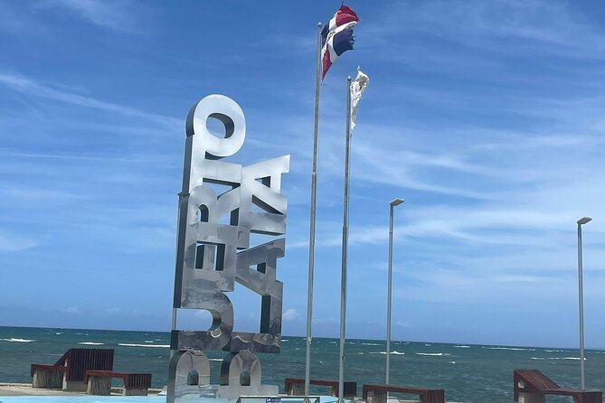 Puerto Plata City Highlights Rum y Umbrella St. and Beach - A local beach for the final pause