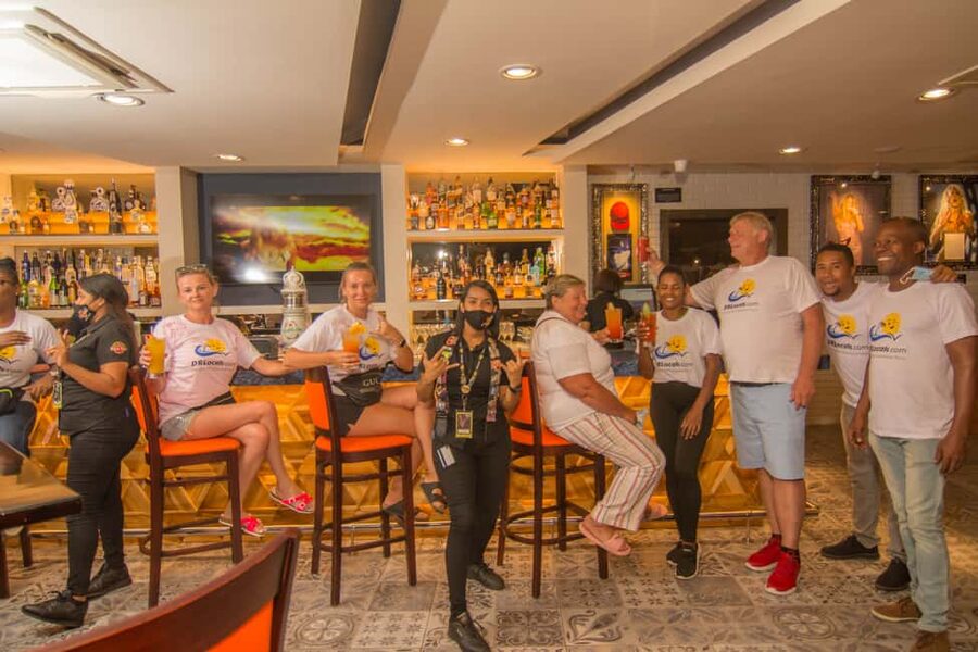Punta Cana: Guided Bar Crawl with a Rum Shot and Transfers - Stop one: Our Republic in Los Corales