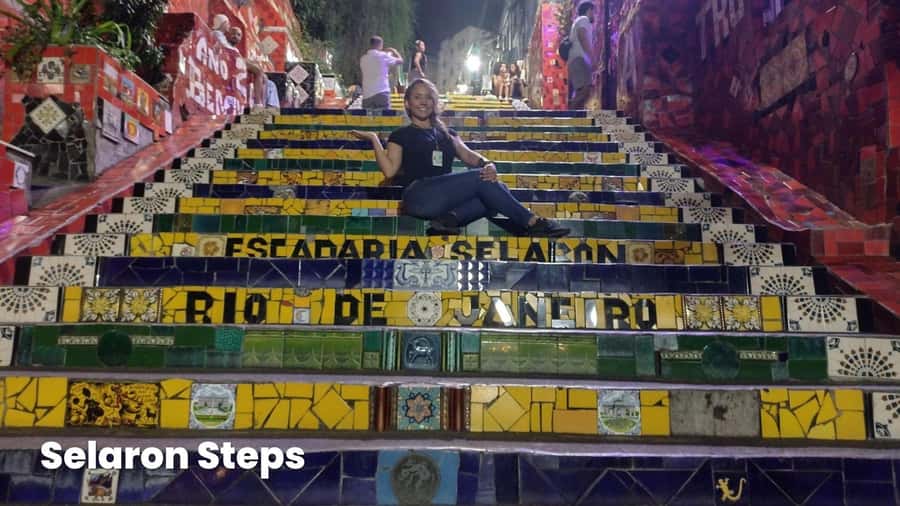 Rio: Pub Crawl on Cachaça and Samba with Transfer - Why Lapa makes a good night out
