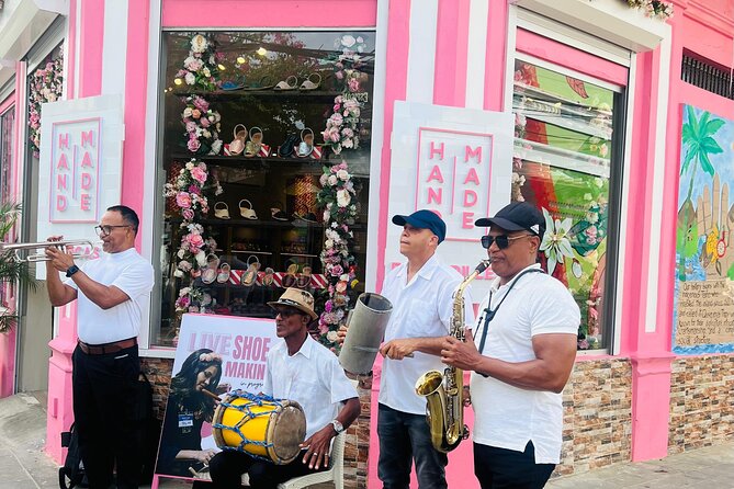 Rum, Cigars and Pirates in Puerto Plata - Starting at the pink house on Calle Duarte