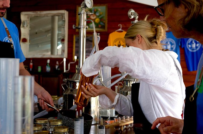 Rum Making Masterclass Galleon Beach Antigua for 1 Person - Who will enjoy the 90-minute class most