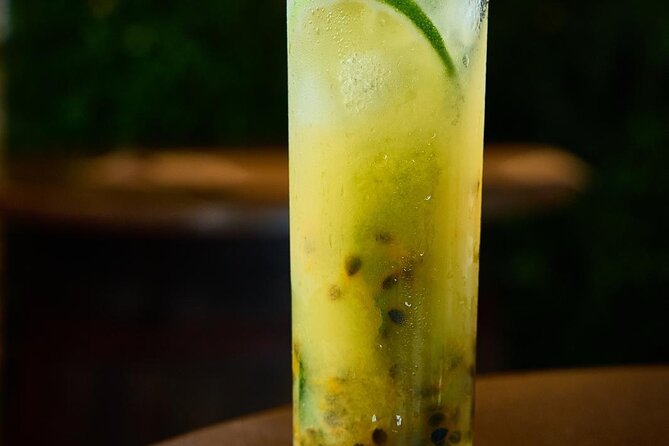 Rum Tasting: History, Tradition, Burgers and Mojitos! - Buying bottles and souvenirs after the tasting