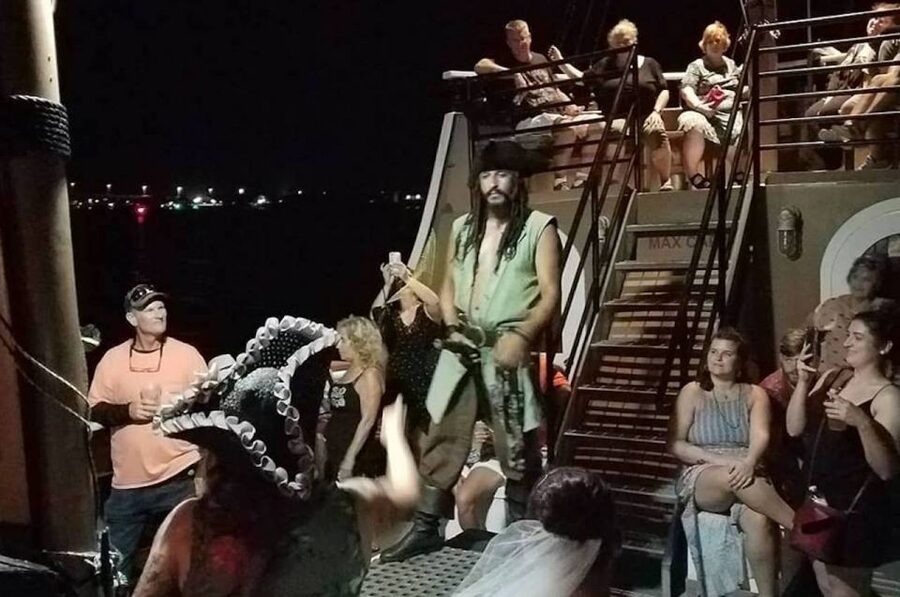 St. Augustine: The Black Raven Rum Runners Pirate Show (21+) - Is the Black Raven worth $31?