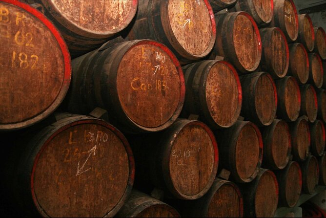 St Lucia Treasures - (Chocolates Rum and Rafting) - St. Lucia Distillers keeps the rum stop short