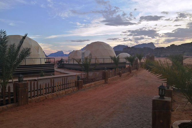 Wade Rum 1/2 Day Tour - The Aqaba to Wadi Rum road